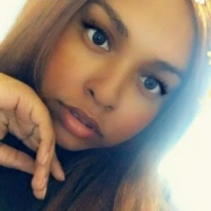 Meet your Posher, Camille